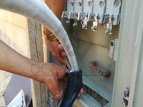 أعمال اللوحات الكهربائية والقواطع